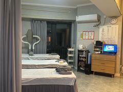 -大师兄·推拿·艾灸(公园茂一号店)