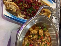-霄汉牛三鲜湖北砂锅菜(万松园2店)