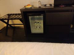 -桔子酒店(深圳东门湖贝地铁站店)