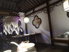 -韵秋荷(宝山龙湖天街店)