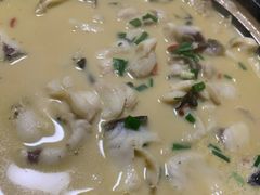 招牌砂锅鱼-宾湖农庄·农场特色(太湖龙之梦店)