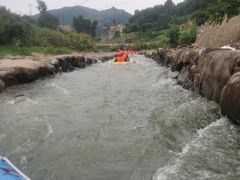 -虎啸峡漂流