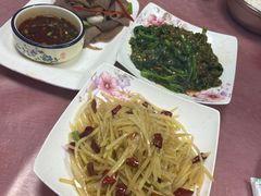 -洪霞餐馆