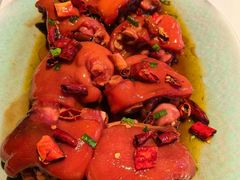 -八府香鸭·啫啫煲(华山路店)