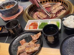 -極屋鮨牛 · 烧肉酒场(时代C馆店)