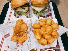 -The Habit Burger Grill 哈比特汉堡(复兴soho店)
