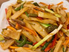 牛肉炒自家腌笋-大唐靓汤江门私房菜(景田店)