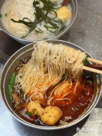消失了两年的小锅米线，它又回来了