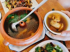 -小厨子私房菜·云南美食店