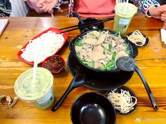 -丽虹云南过桥米线(兴工街店)