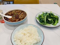 -犇逸·乐山跷脚牛肉·四川现炒(览海店)