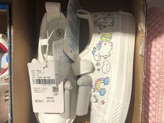 -唯品会(北京国瑞城店)