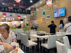 大堂-黑山牛肉汤火锅(花城汇店)