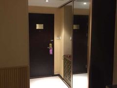 -上海虹梅嘉廷酒店