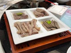 -香山湖家家宴(中山陵店)