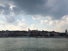 -多瑙河畔鞋履雕塑