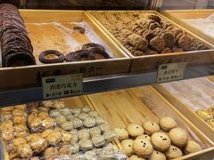 -拢香糕点(万达店)