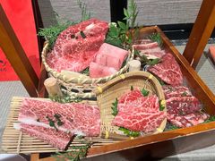 -山川小町·极番烧肉(新地假日广场店)