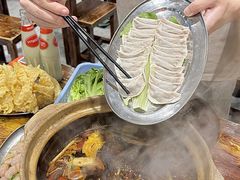 -威邵鸡煲(西华路总店)