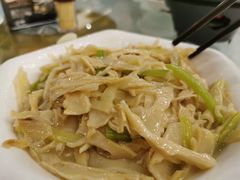 -围龙屋客家食府(福田店)