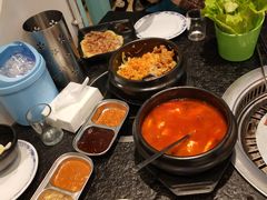 -烤路里·韩国品质自助烤肉(石路天虹4号店)