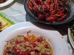 -肥肥虾庄·金牌油焖大虾(首义路店)