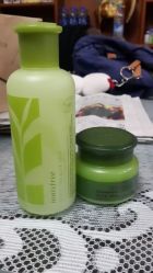 绿茶柔肤水+密集面霜-悦诗风吟innisfree