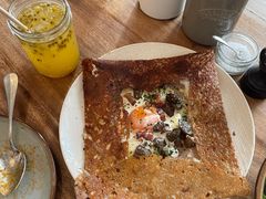 鸡蛋蘑菇熏肉荞麦可丽饼-RAC BAR(安福路店)