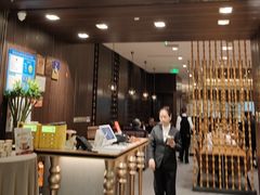 -乐忻皇朝(上海中心大厦店)