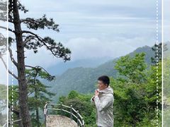 -罗田薄刀峰风景区