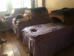 -仁艾堂推拿艾灸(凤阳东路店)