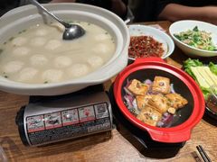 柴火豆腐-鱼头泡饭·湖北菜·非物质文化遗产(岳家嘴总店)