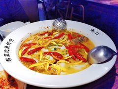 -太二酸菜鱼(海口友谊广场店)