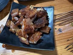 -乔岩保应烧烤店