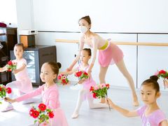 -星光舞蹈艺术中心