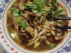 烂蒜烩肥肠-老浒记烤鸭-北京菜(琉璃厂店)