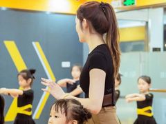 -港龙舞蹈·成人少儿舞蹈培训(深圳湾校区)