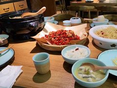 -九锅一堂酸菜鱼(石家庄先天下店)