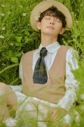 -易摄影婚纱摄影工作室