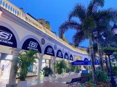 -佛罗伦萨小镇广佛名品奥特莱斯(疏港路店)