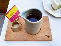 -彳亍咖啡·这里(水湾路店)