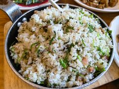 -侬佳蒸菜馆(听潮店)