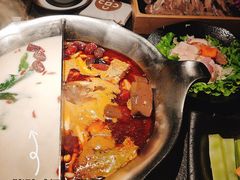 -湊湊火锅·茶憩(杭州湖滨银泰in77店)