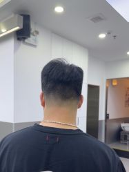 -首脑美发沙龙