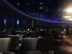 android_upload_pic-粤海酒店-旋转餐厅