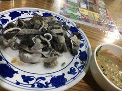 -东兴顺爆肚张