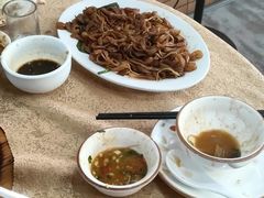 -濠轩阁特色生蚝火锅(水湾路店)