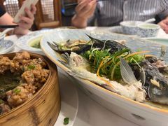 清蒸高背鲫鱼-围龙屋客家食府(福田店)