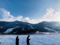-鳌山滑雪度假区