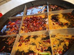 -岗上渣渣老火锅(两路口店)